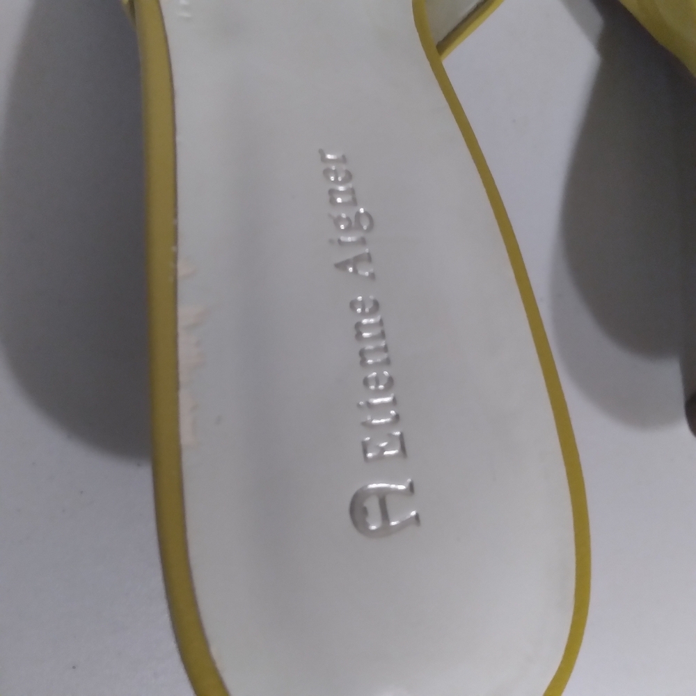 Etienne Aigner Classic Slip-on Preppy Peep-toe Spring Kitten Heels *Flawed* - Picture 3 of 15